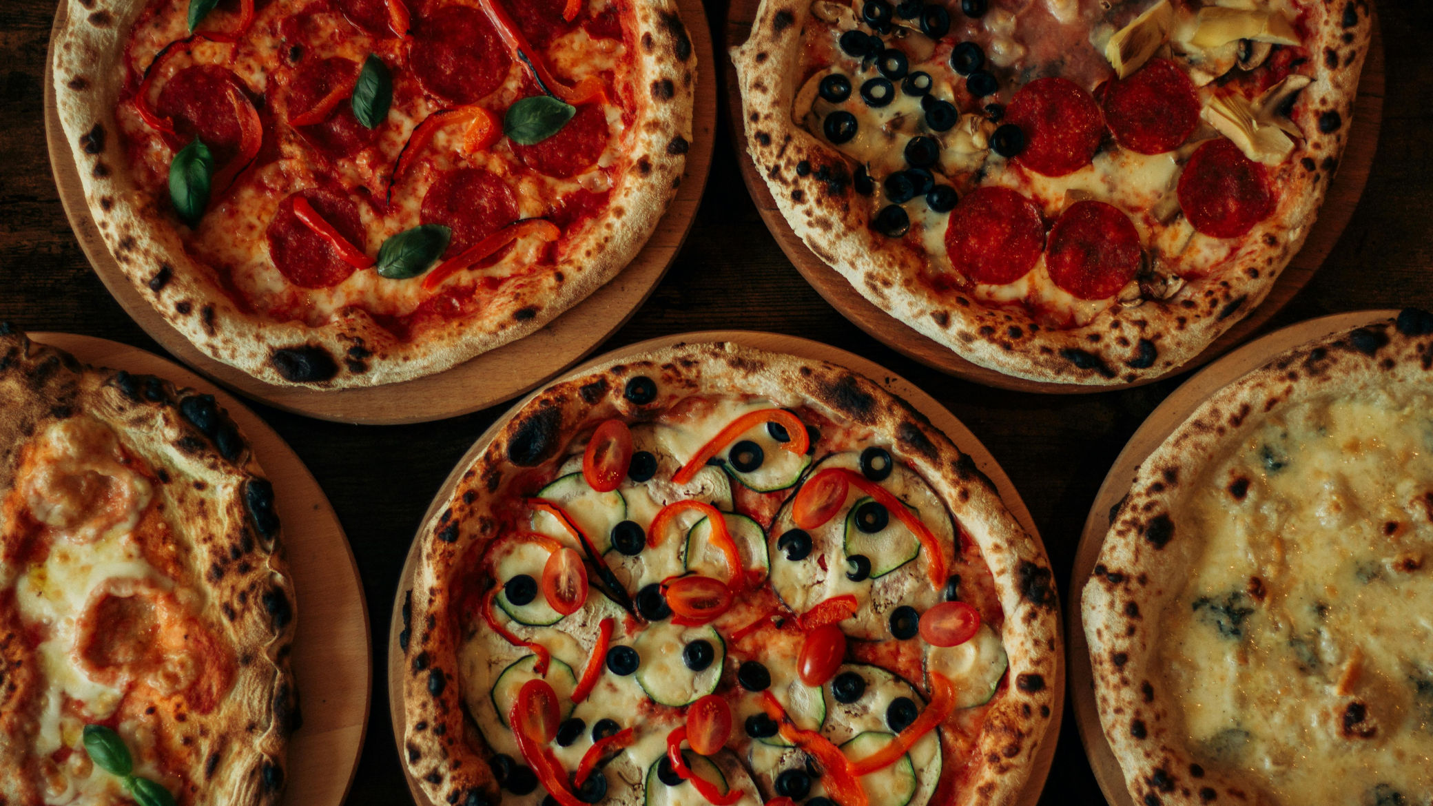 Bild på pizzor